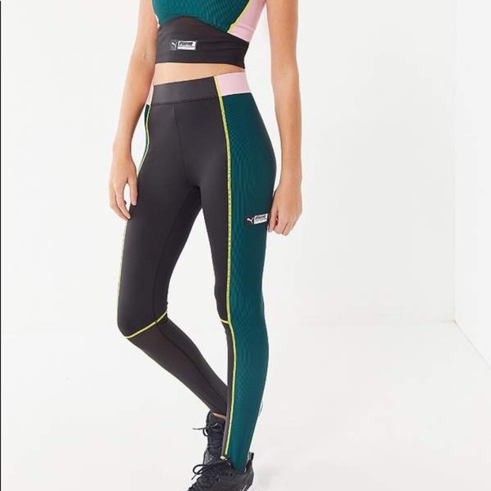 Puma TZ Hi-Rise colorblock leggings large